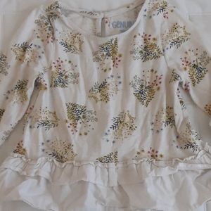 Long Sleeve Floral Top With Ruffled Hem. Size 3T.